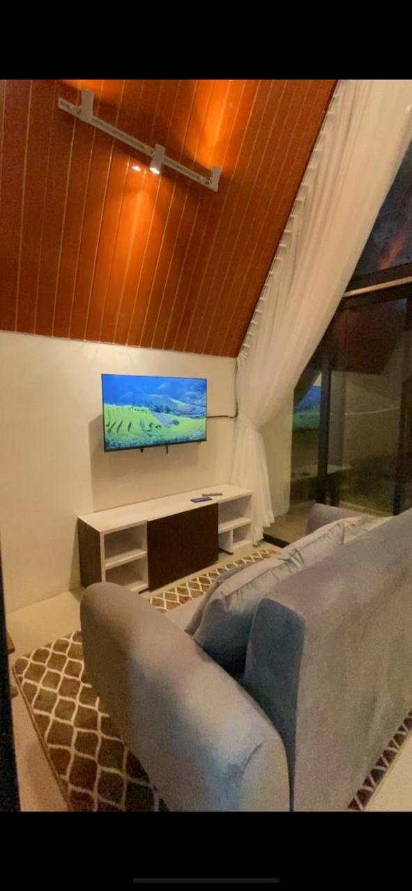 Agriya Lubis Cabin Diyeng Cameră foto